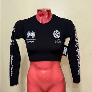 NWT Darc Sport long sleeve crop top shirt blouse yoga
